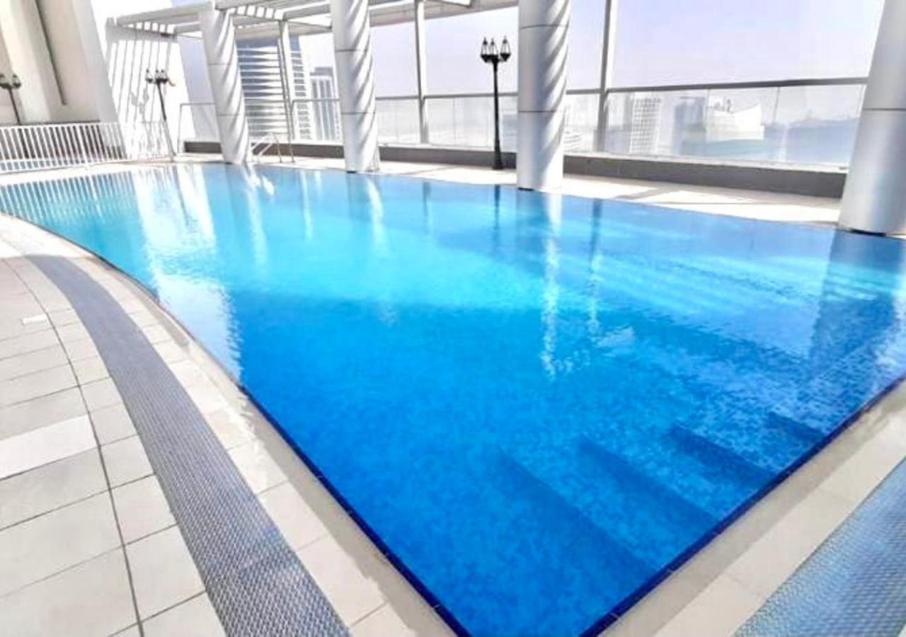 Rh- Prime Location, Modern 01br, Walk Away From Mall & Burj Khalifa *