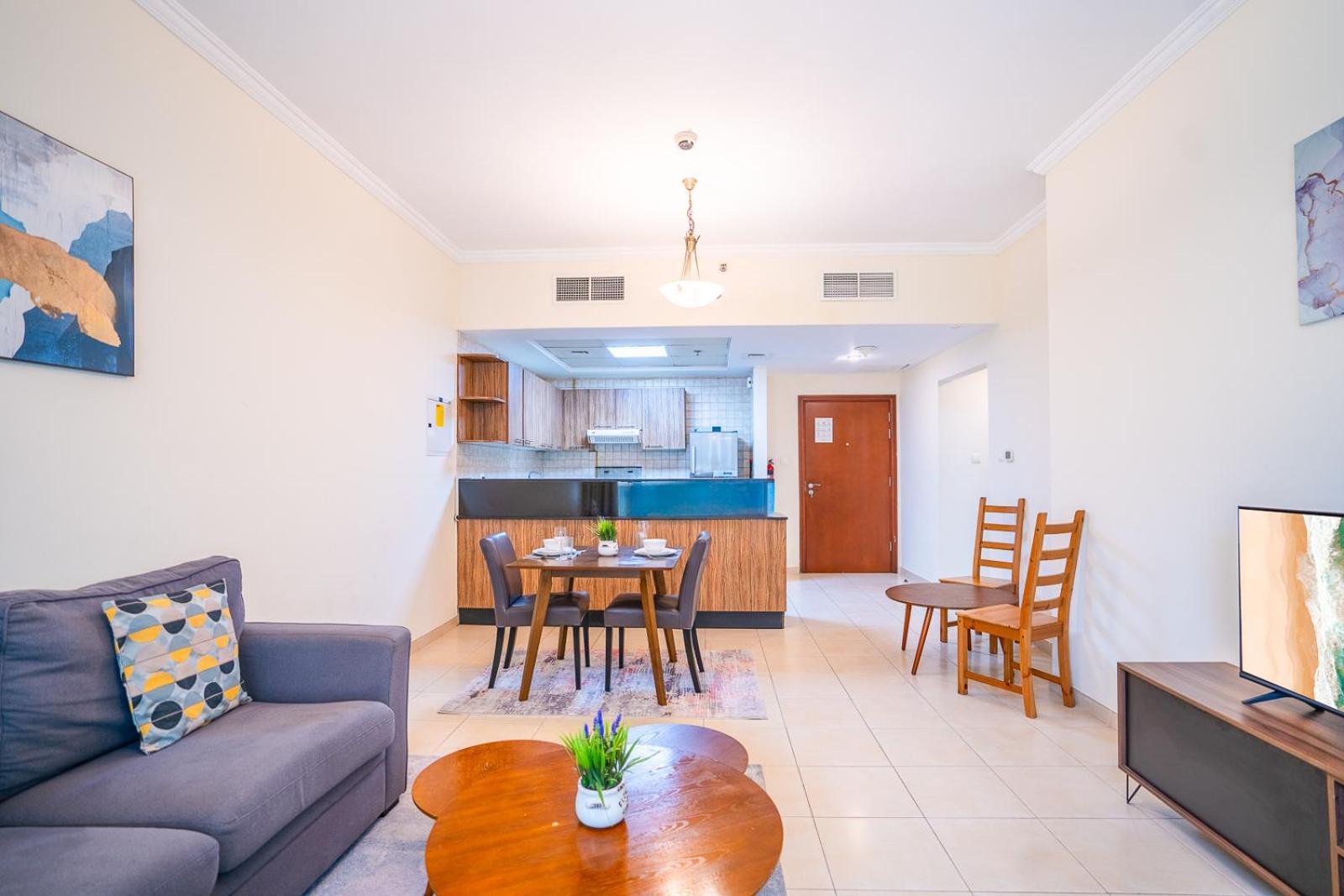 Rh- Prime Location, Modern 01br, Walk Away From Mall & Burj Khalifa Dubai