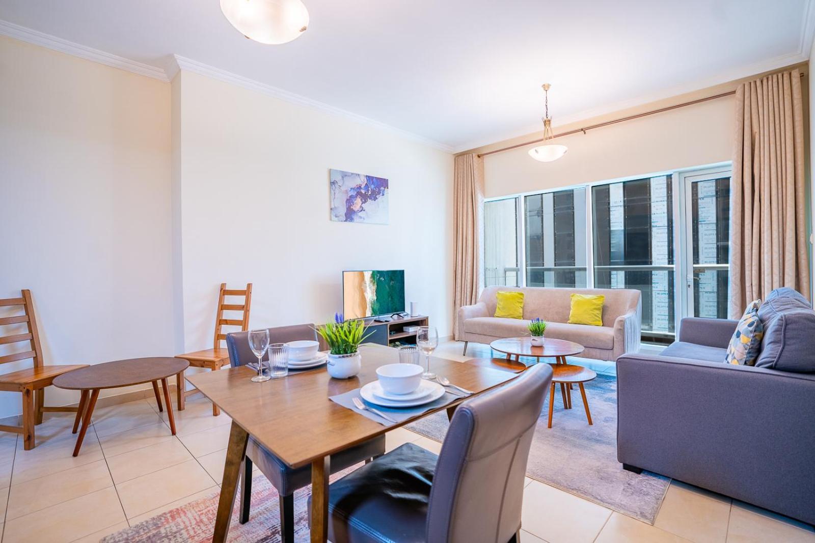 Apartment Rh- Prime Location, Modern 01br, Walk Away From Mall & Burj Khalifa *